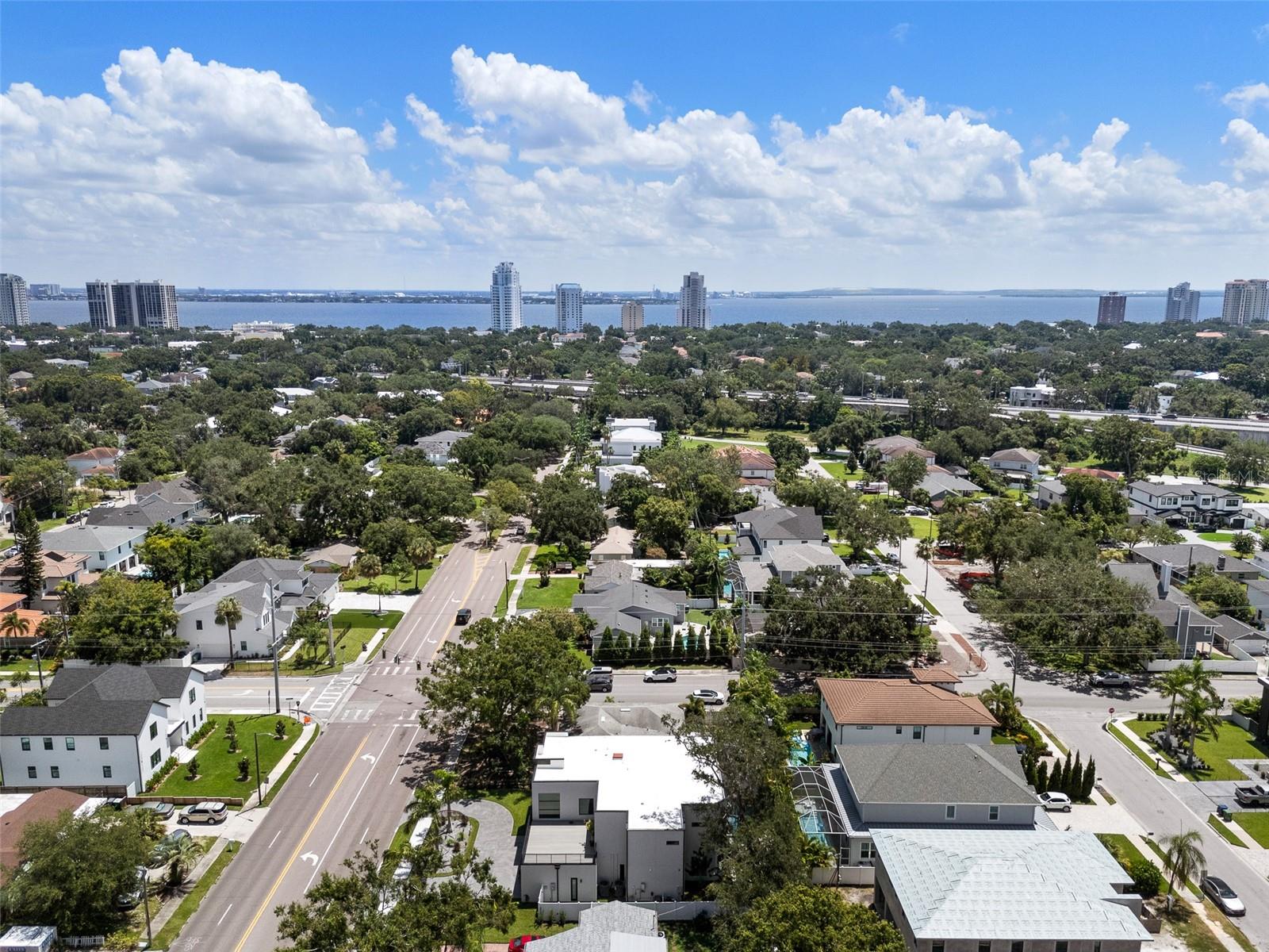 Listing photo id 66 for 3604 El Prado Boulevard
