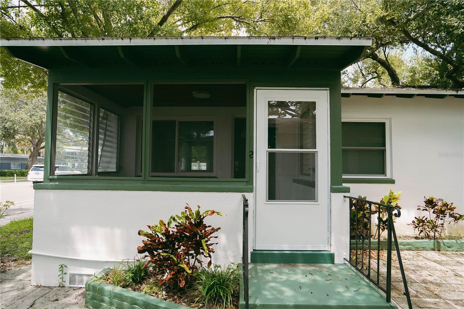 Details for 2001 Dr Martin Luther King Jr Street N, ST PETERSBURG, FL 33704