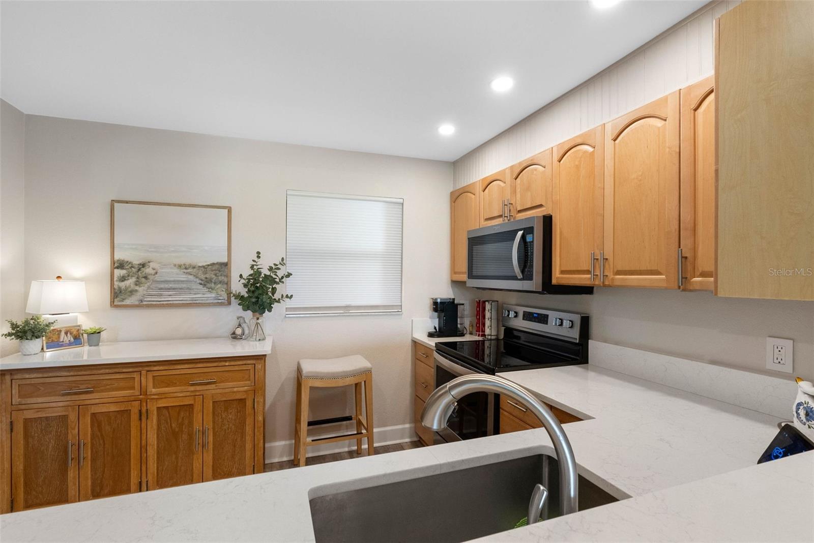 Image 17 of 66 For 7893 Sailboat Key Boulevard S 103