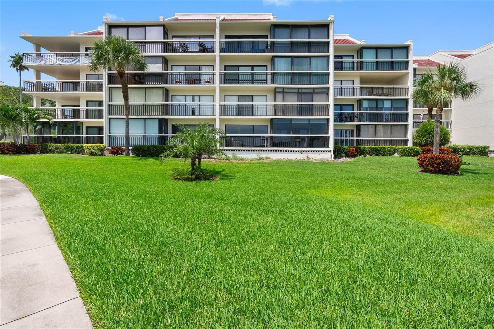 Image 37 of 66 For 7893 Sailboat Key Boulevard S 103
