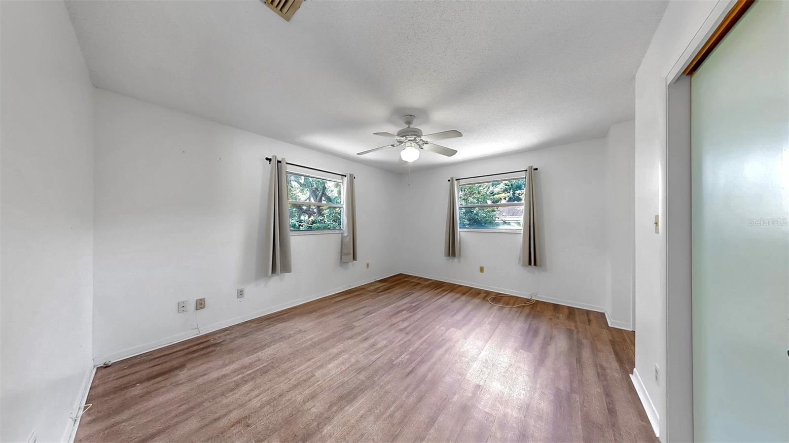 Image 30 of 34 For 58 Arnoni Drive