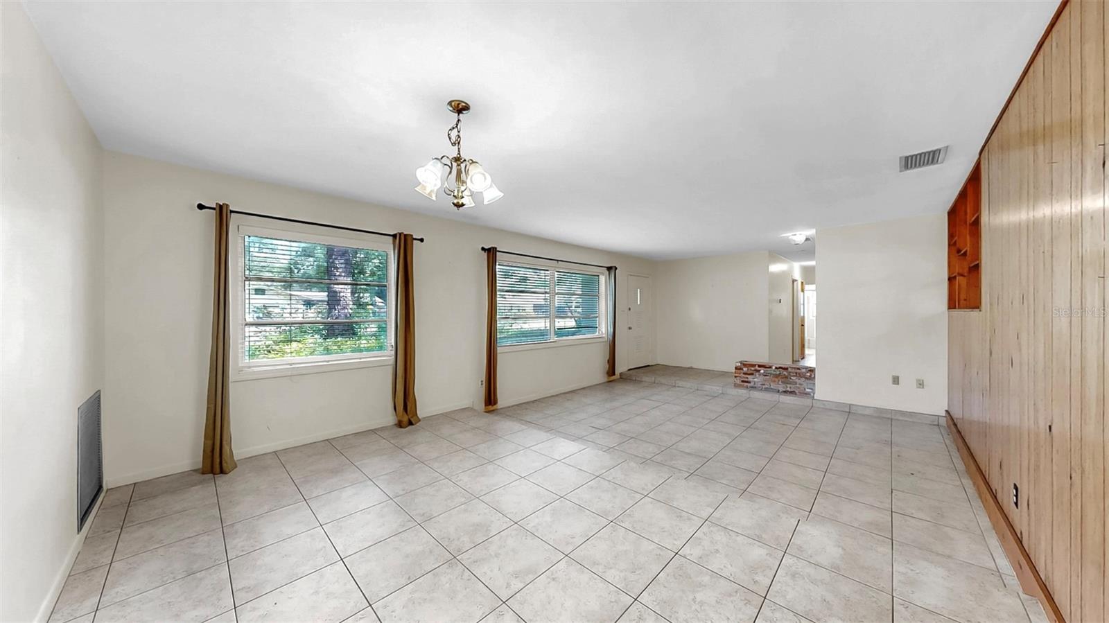 Image 9 of 34 For 58 Arnoni Drive