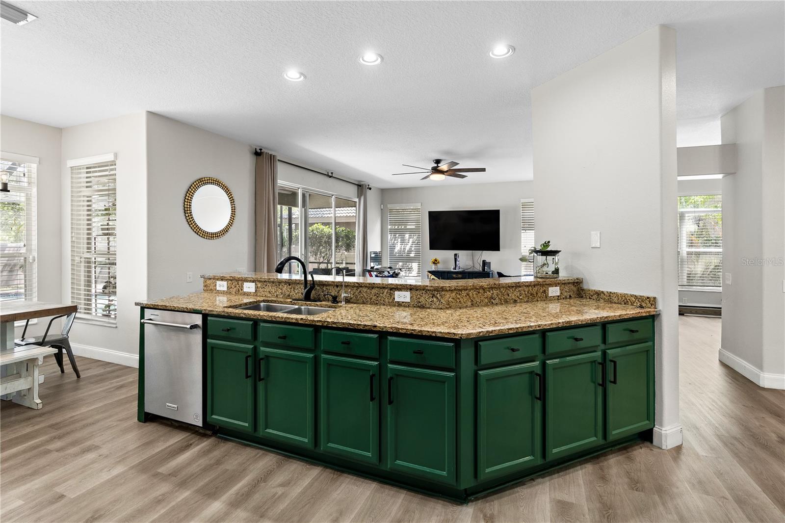 Image 12 of 52 For 2298 Hannah Way N