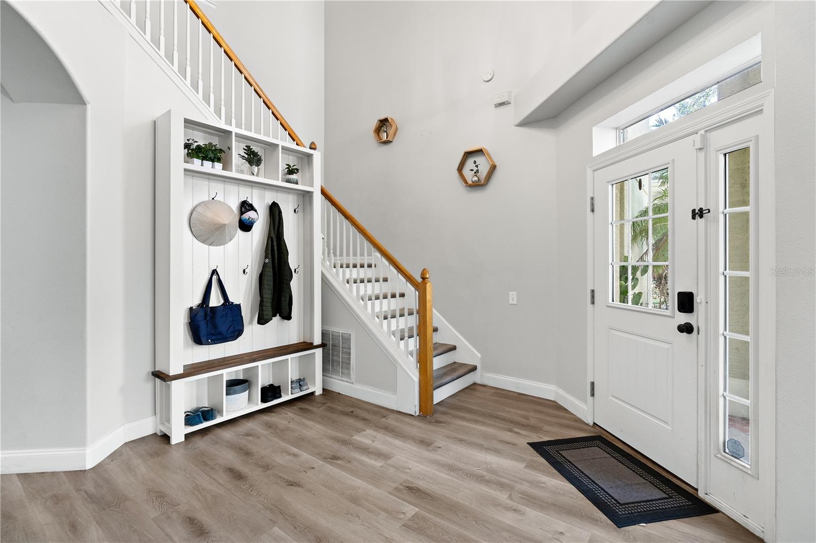 Image 3 of 52 For 2298 Hannah Way N