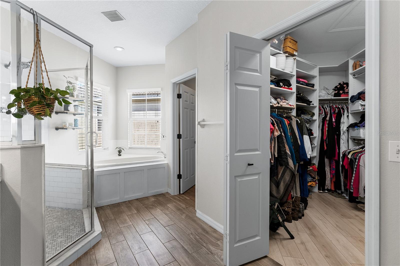 Image 34 of 52 For 2298 Hannah Way N