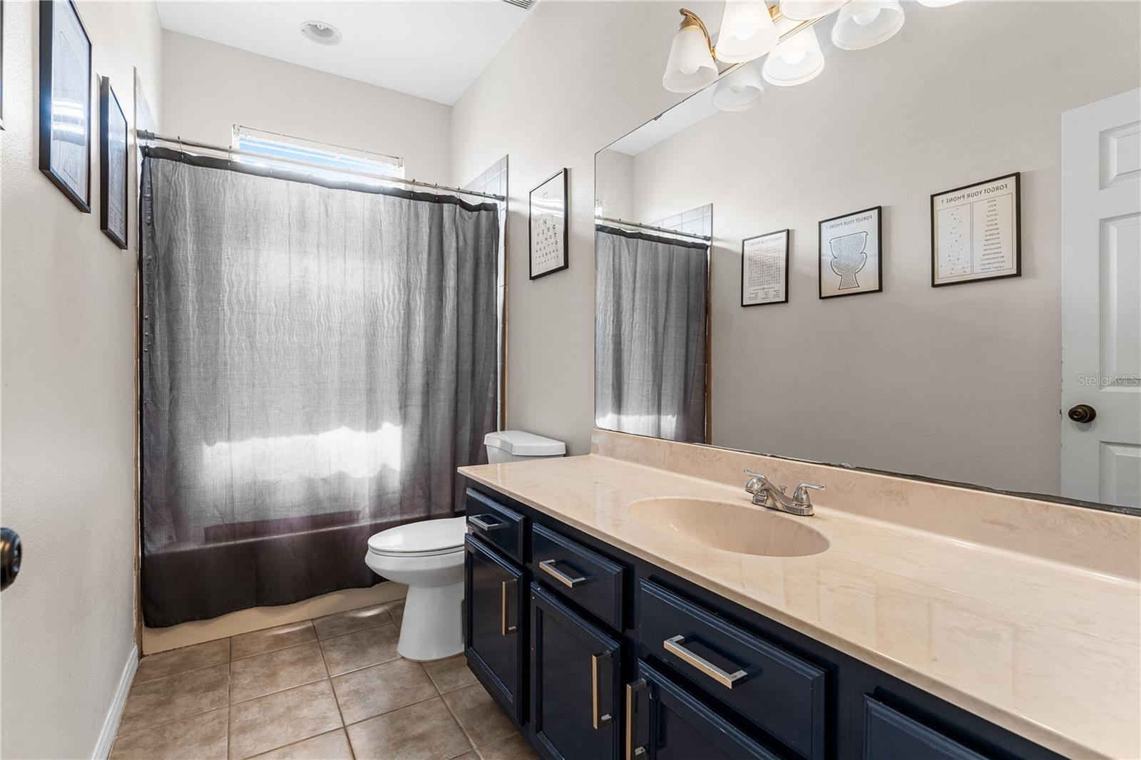 Image 37 of 52 For 2298 Hannah Way N