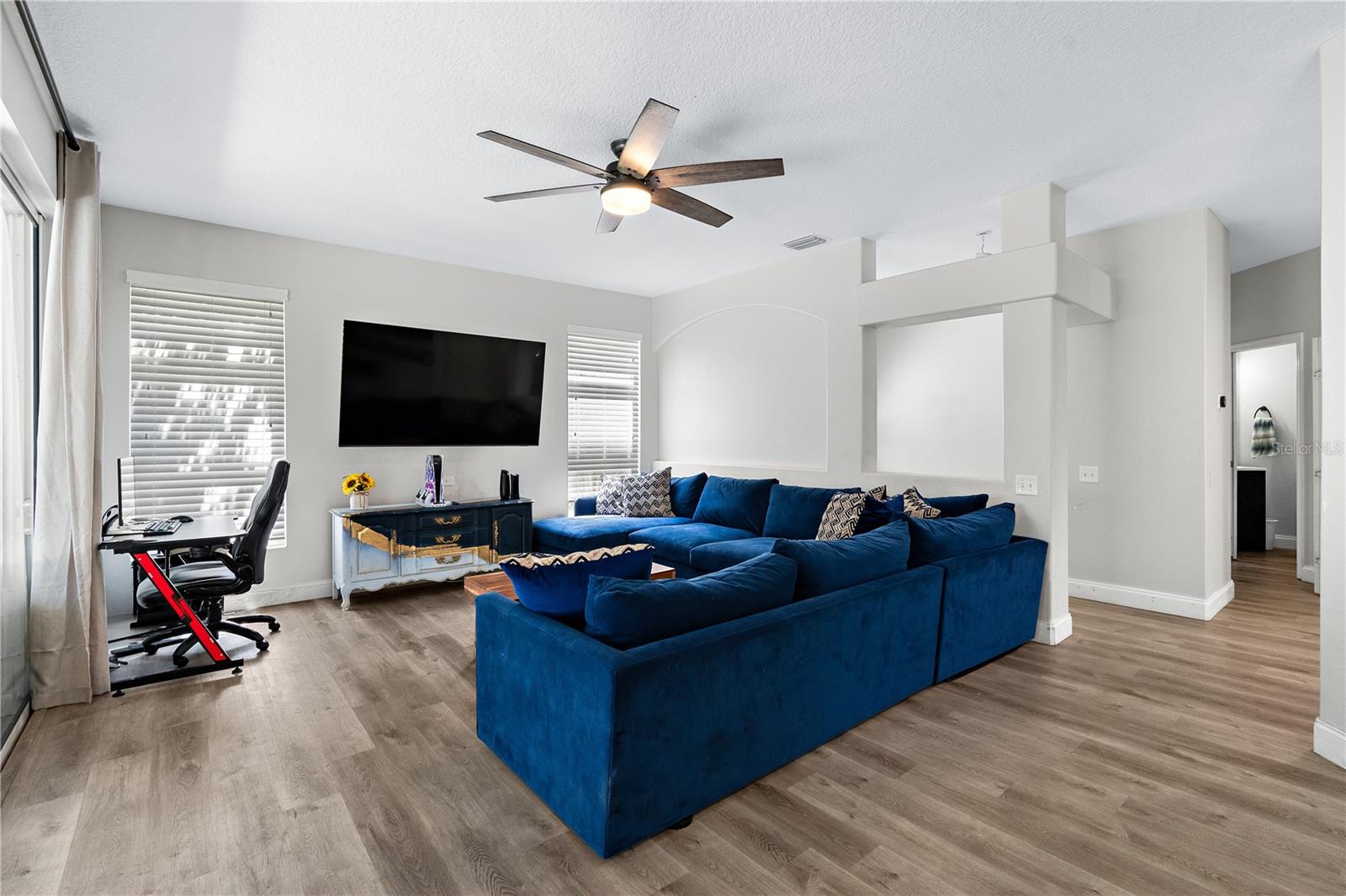 Image 7 of 52 For 2298 Hannah Way N
