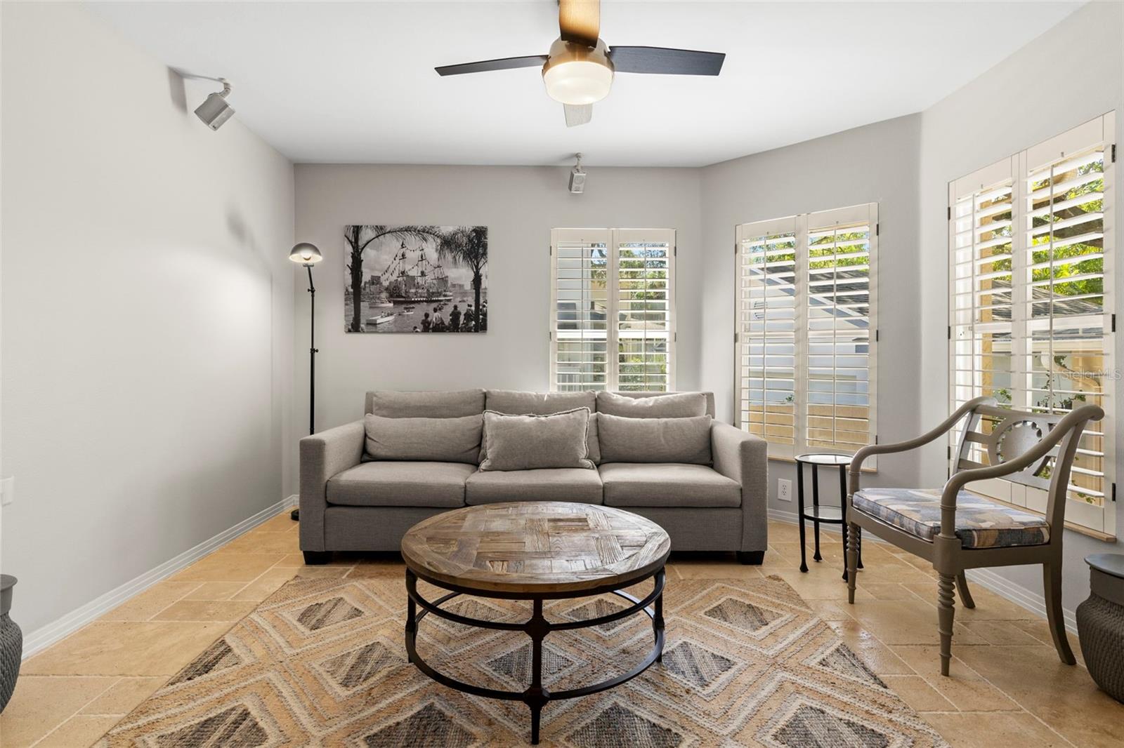 Image 20 of 59 For 4810 San Miguel Street