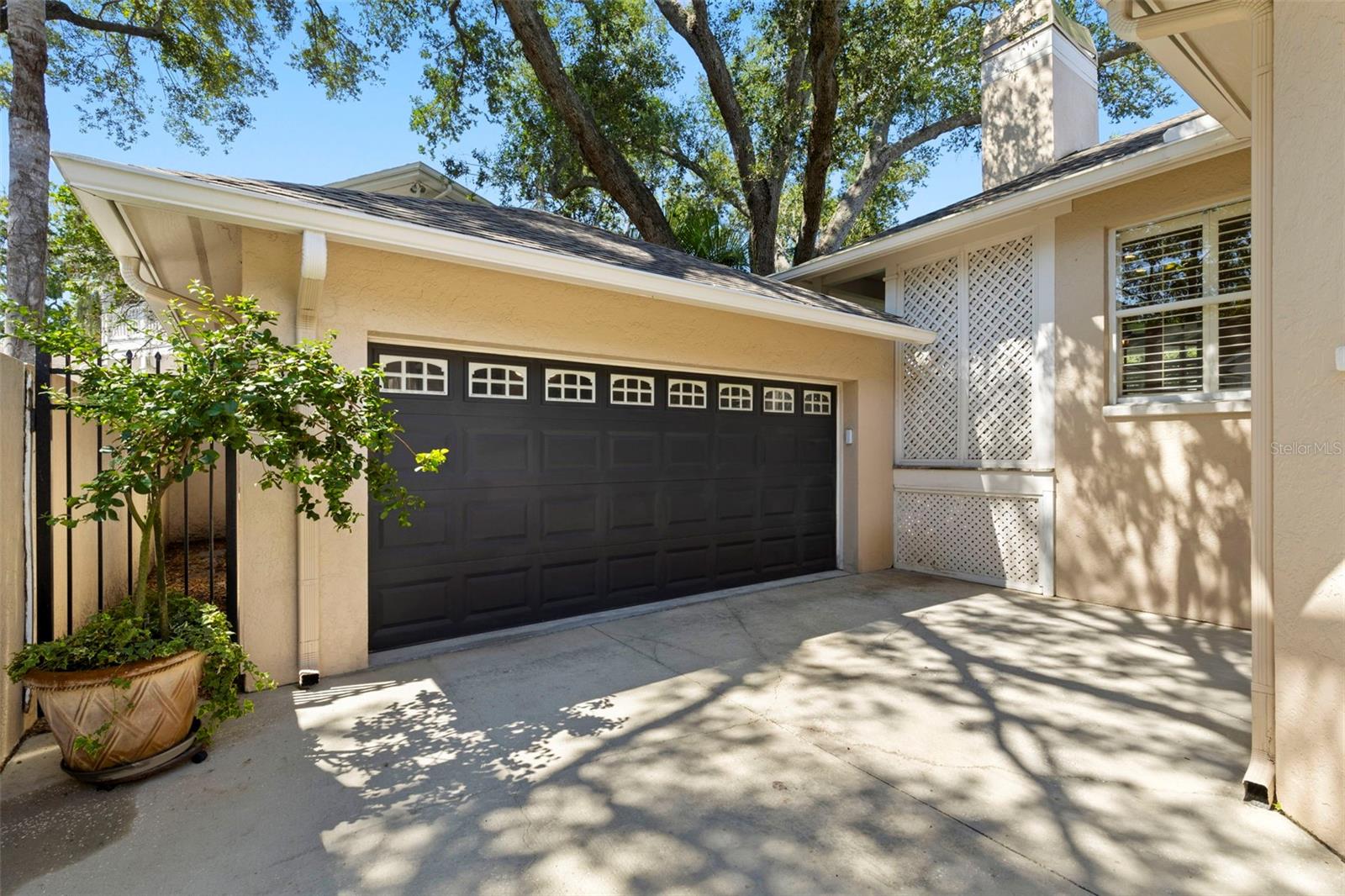 Image 3 of 59 For 4810 San Miguel Street