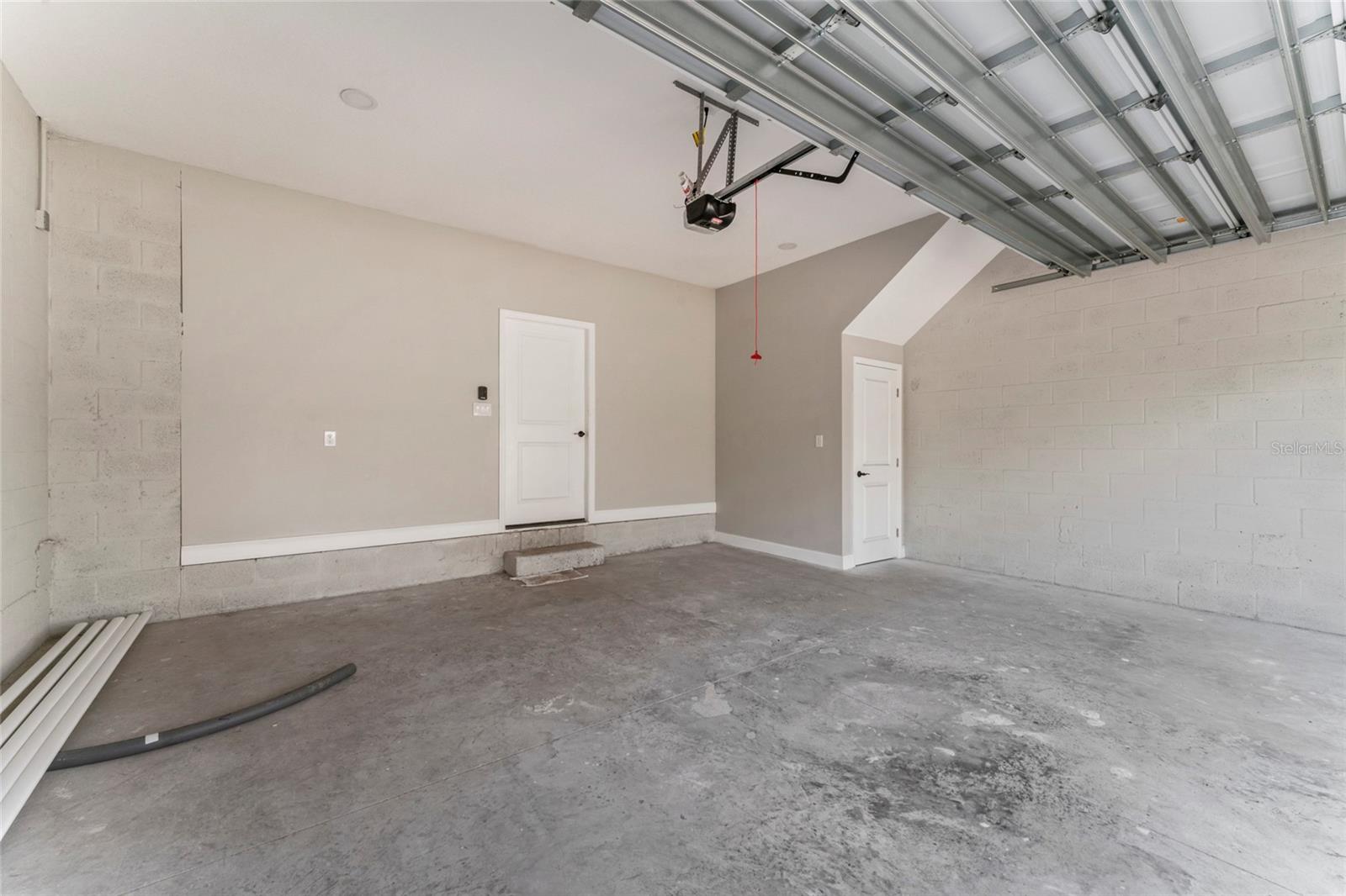 Image 32 of 32 For 809 W Linebaugh Ave  2a