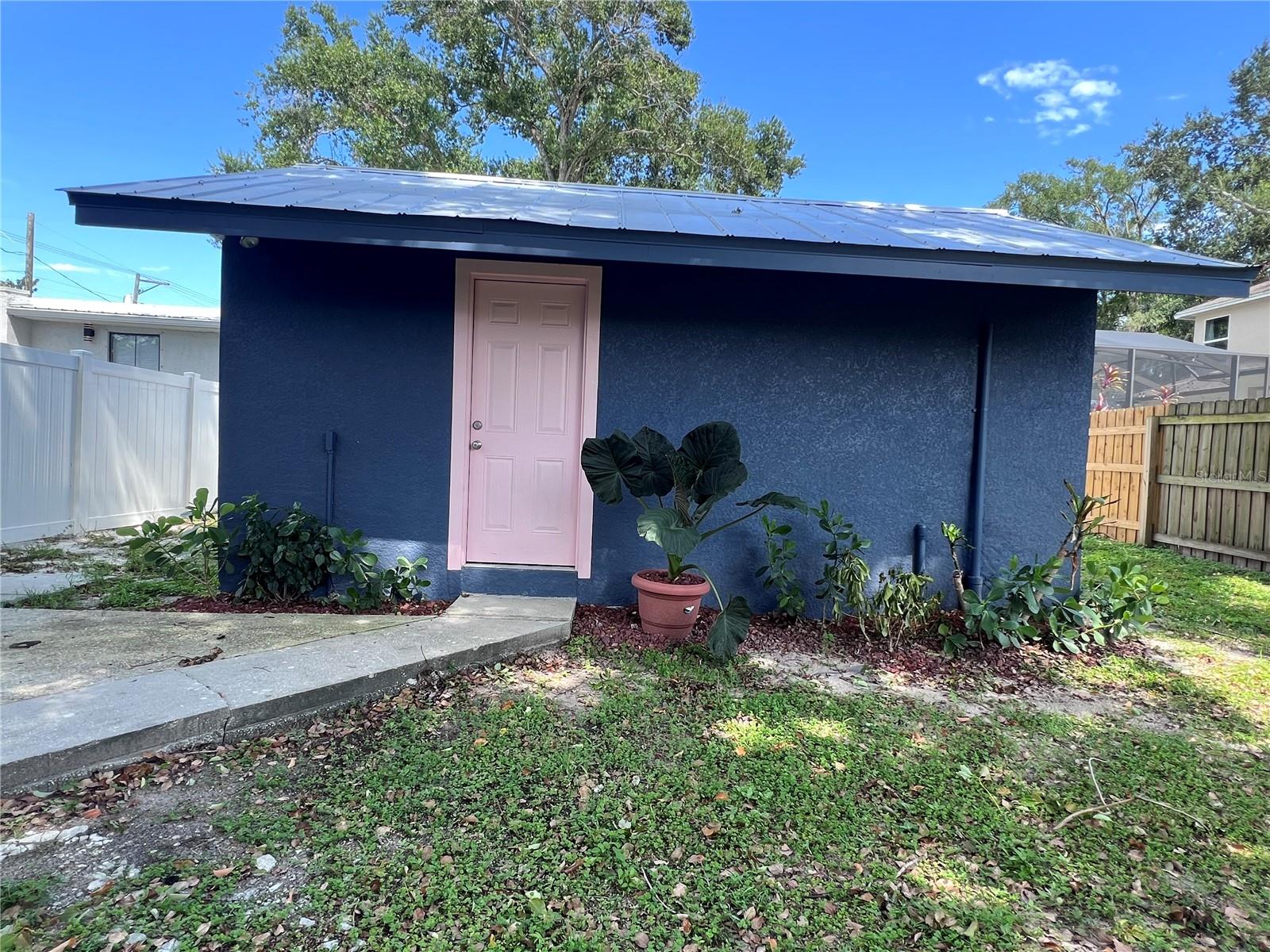 Image 10 of 12 For 118 Sligh Avenue A