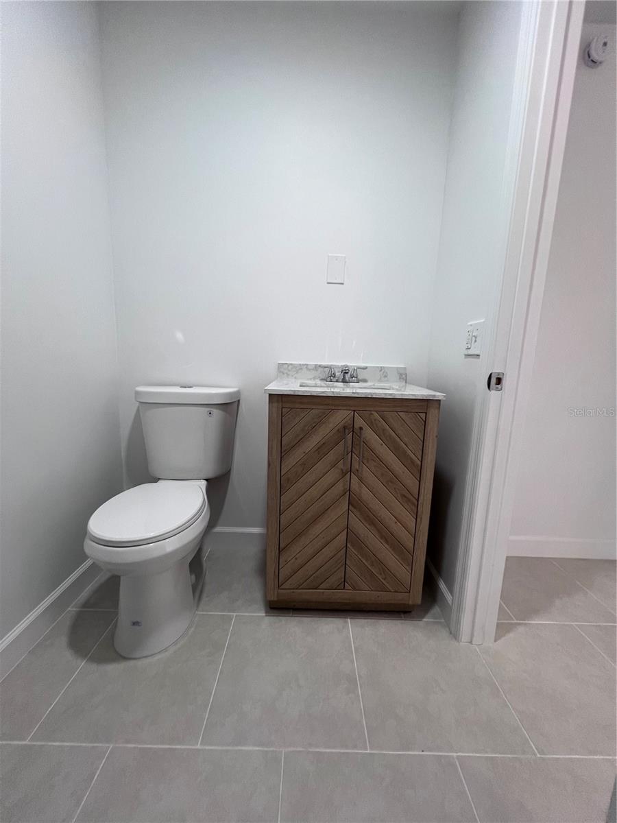 Image 7 of 12 For 118 Sligh Avenue A