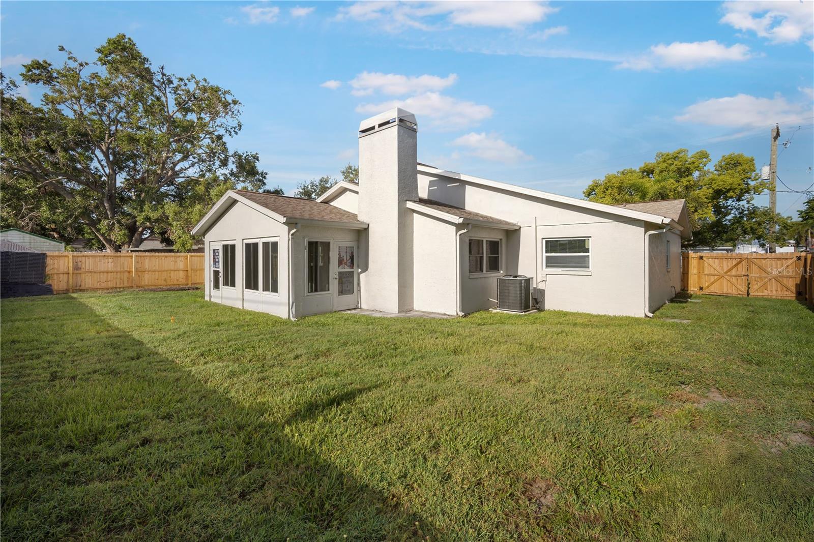 Image 20 of 21 For 6217 Flamingo Drive