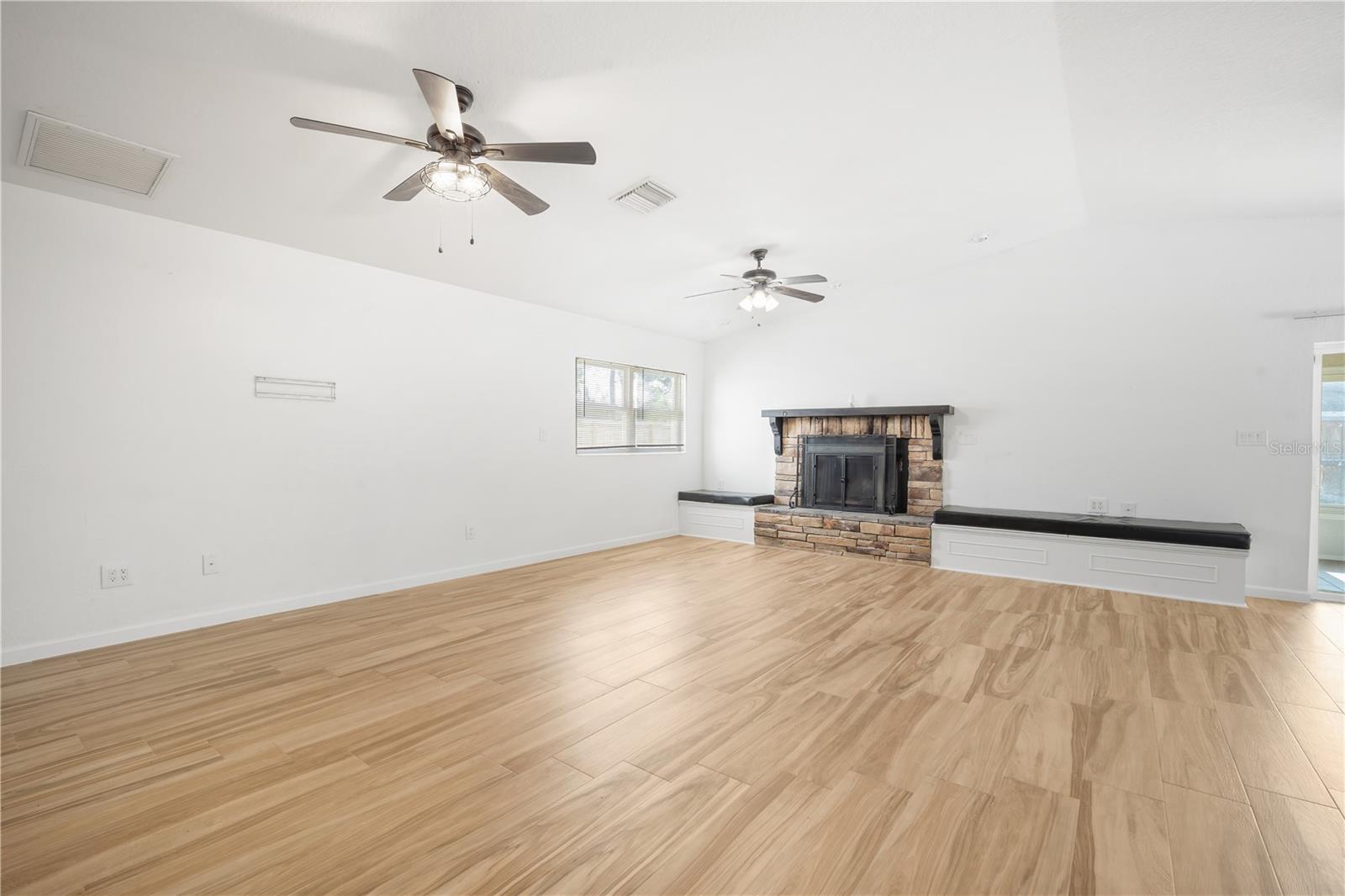 Image 8 of 21 For 6217 Flamingo Drive