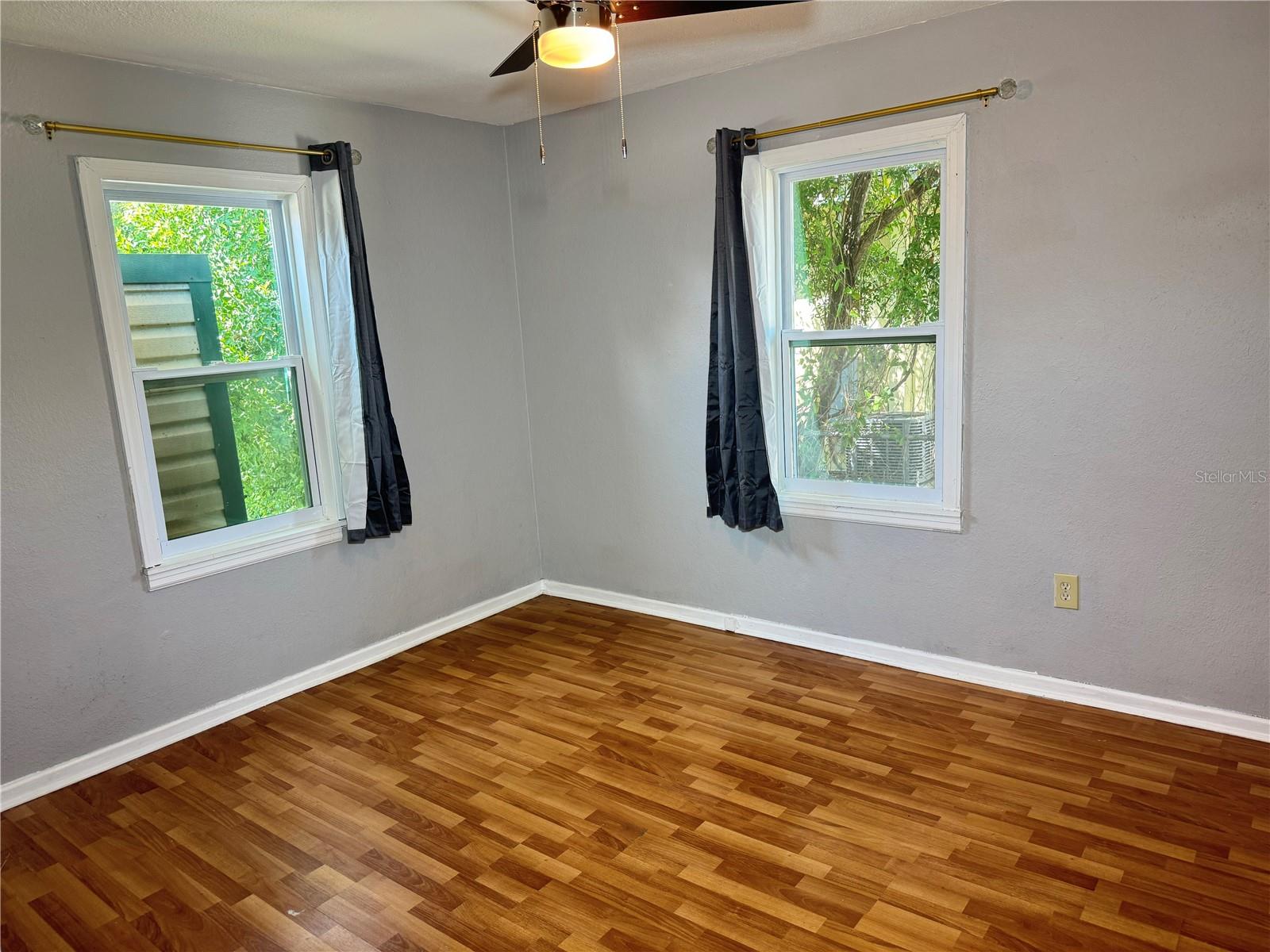 Image 6 of 9 For 1009 Druid Road E