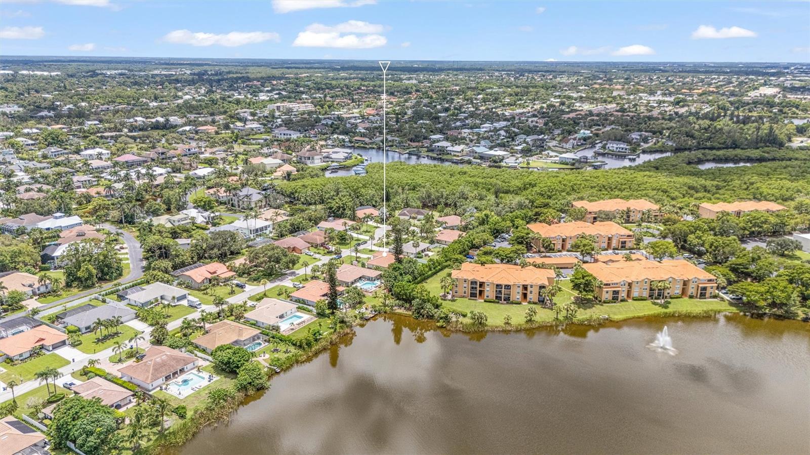 Image 32 of 35 For 27153 Edenbridge Court