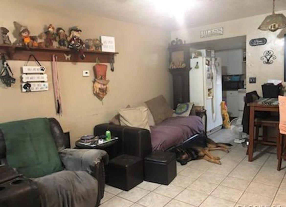Listing photo id 1 for 5955 Stockholm Lane