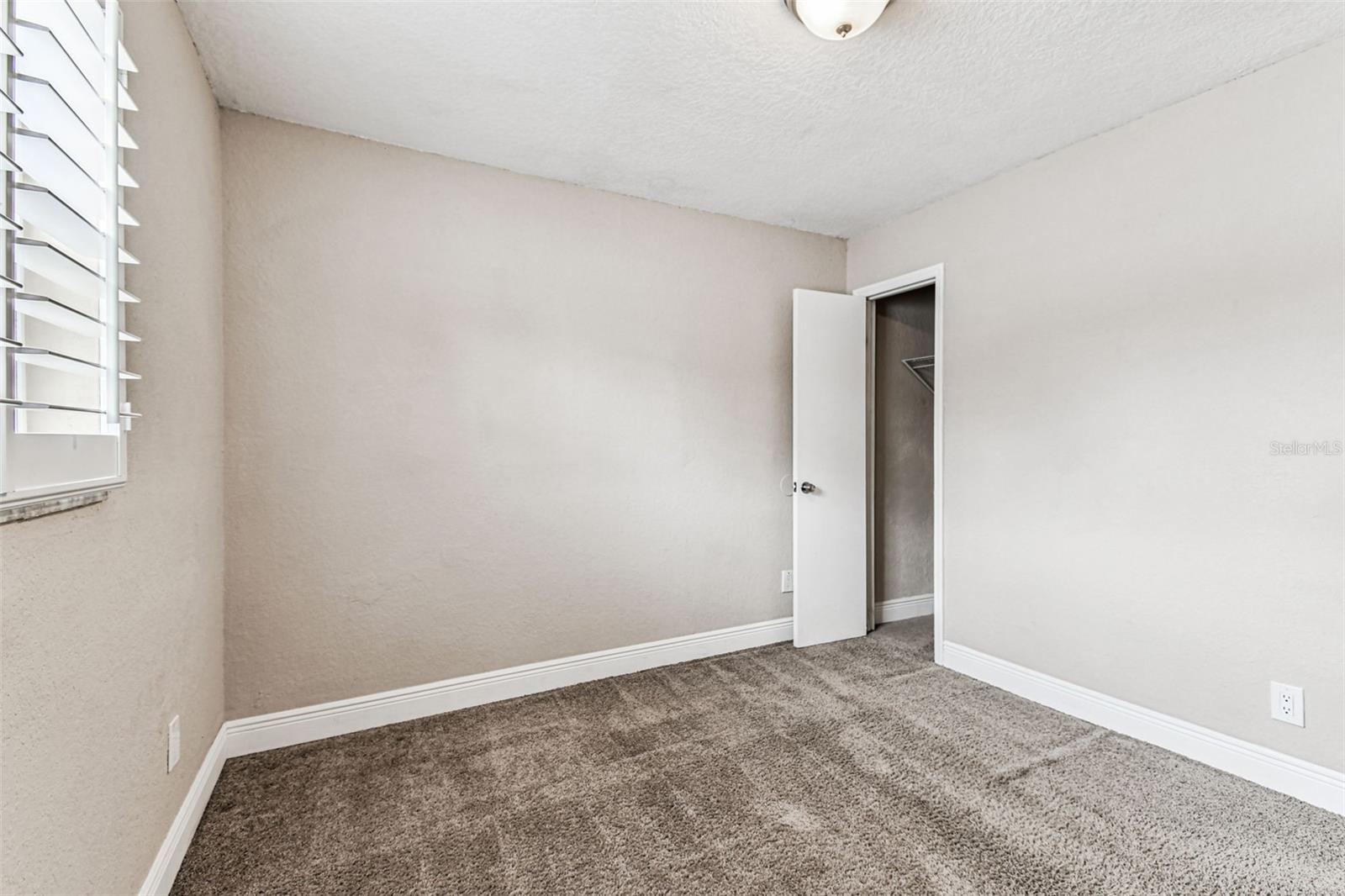 Image 28 of 66 For 2580 Granada Circle W
