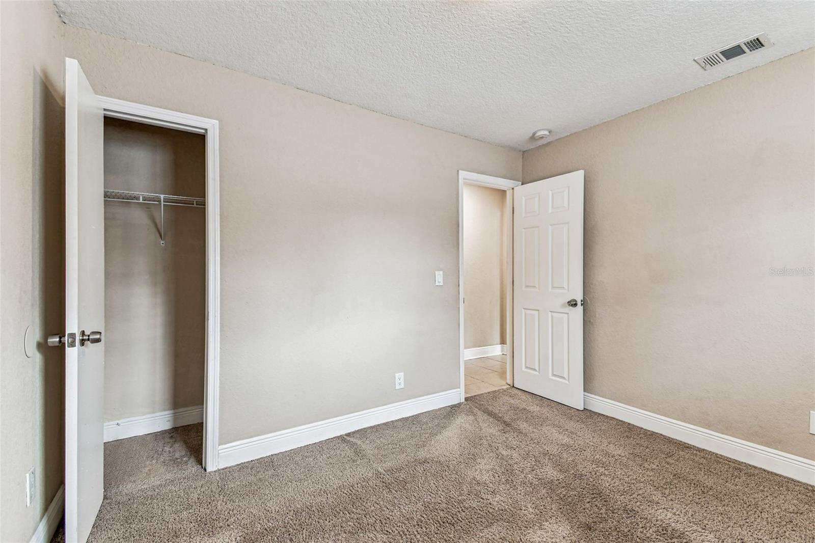 Image 29 of 66 For 2580 Granada Circle W