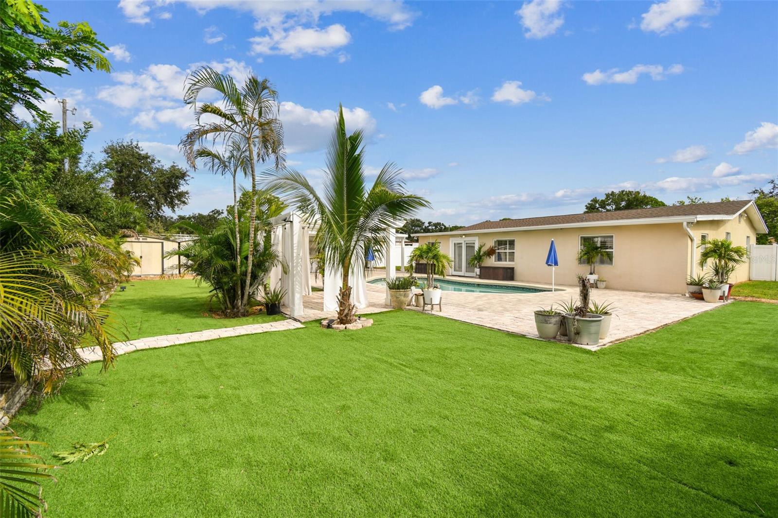 Image 3 of 66 For 2580 Granada Circle W