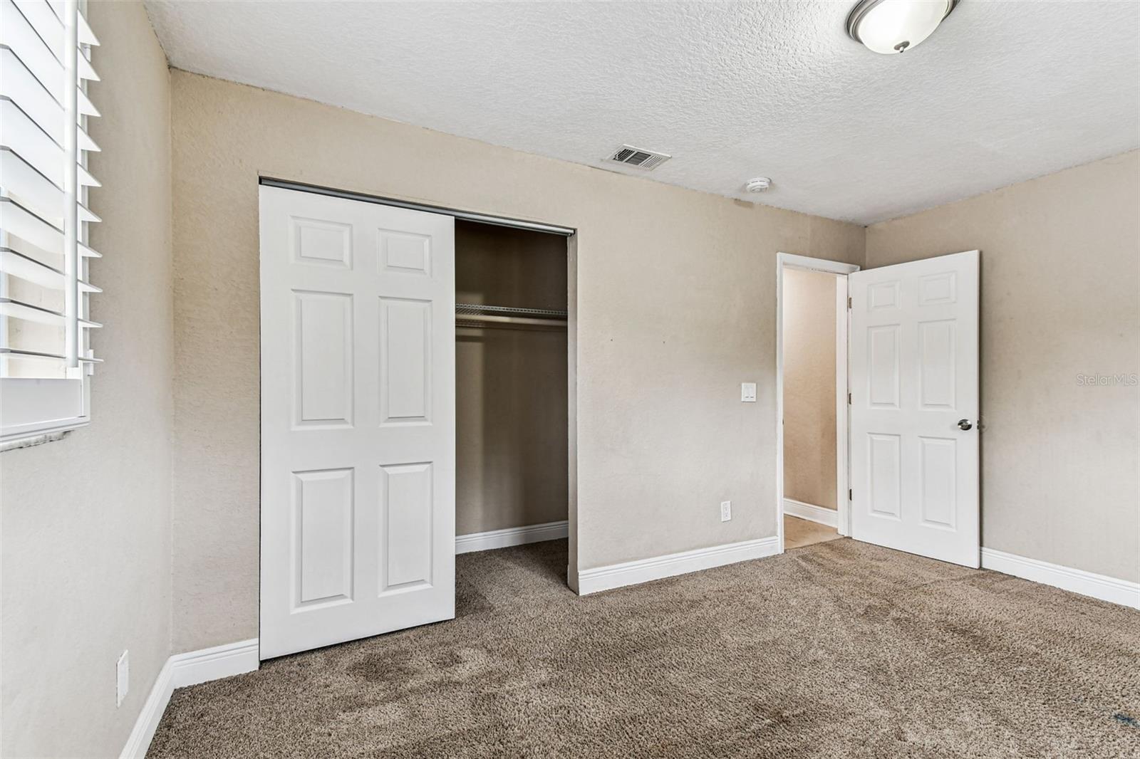 Image 31 of 66 For 2580 Granada Circle W