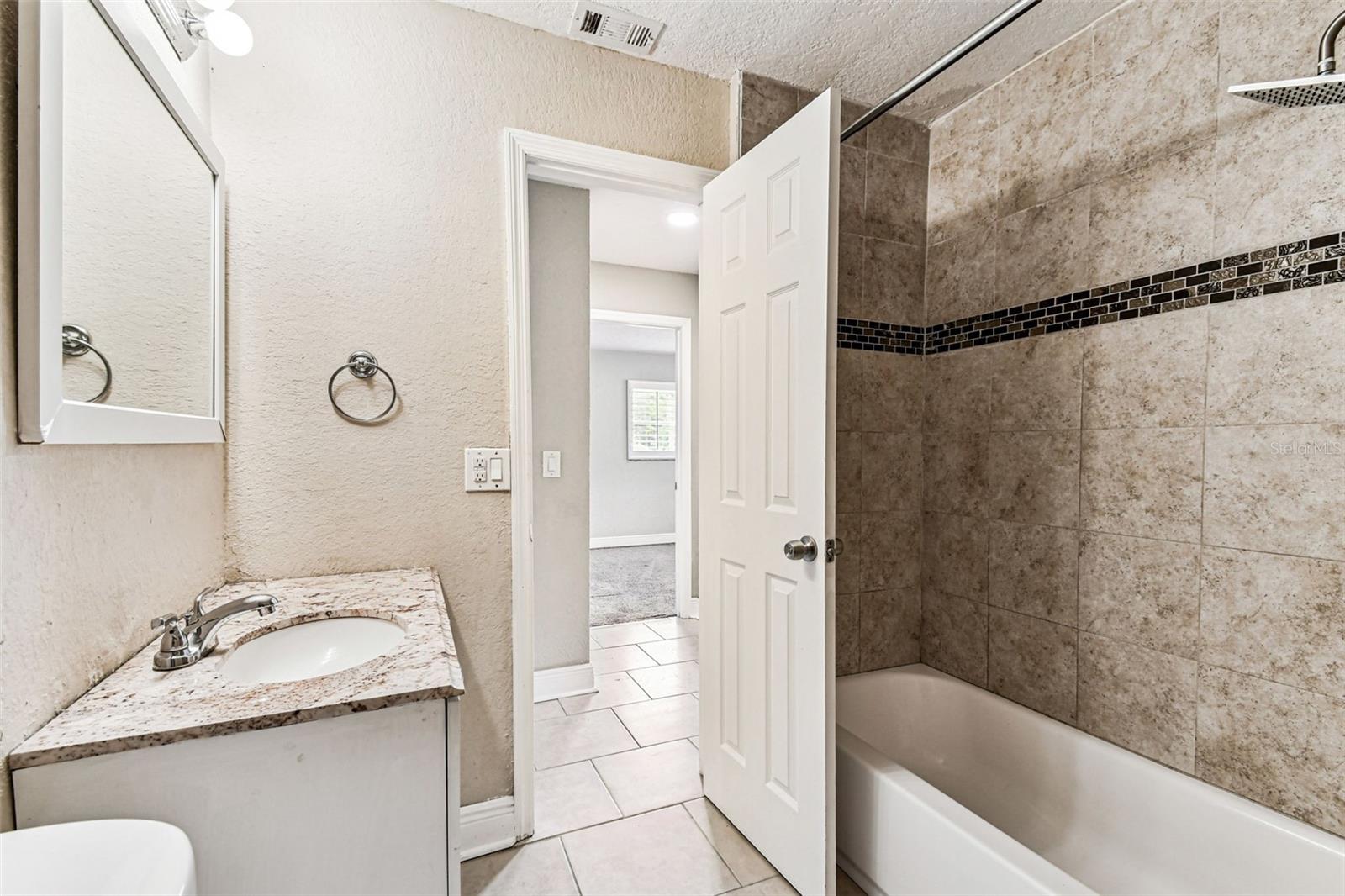 Image 33 of 66 For 2580 Granada Circle W