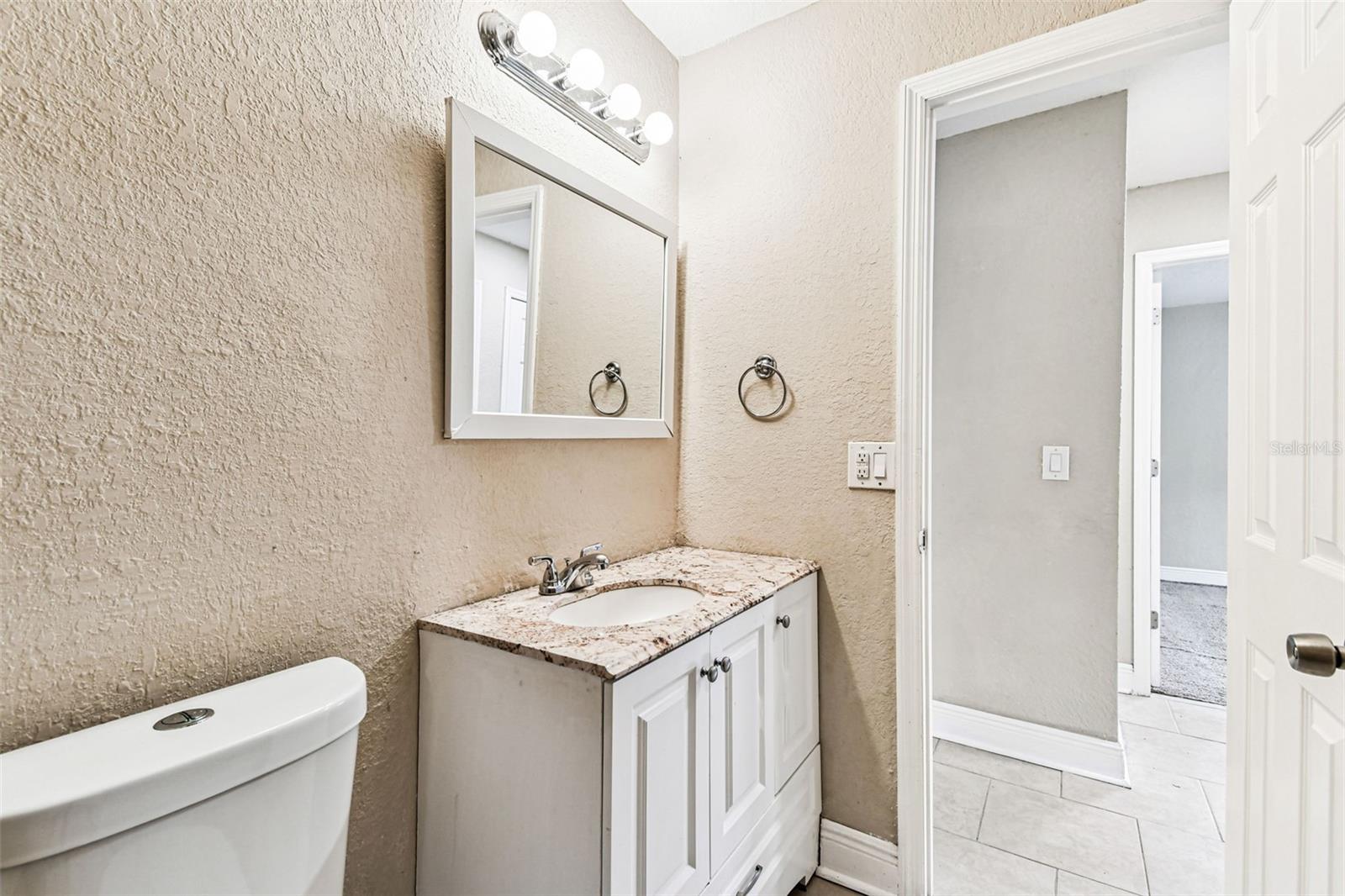 Image 34 of 66 For 2580 Granada Circle W