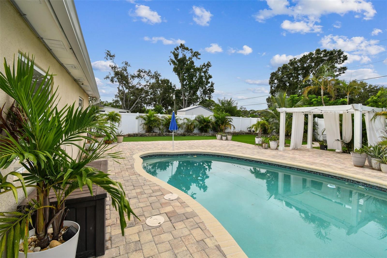 Image 36 of 66 For 2580 Granada Circle W