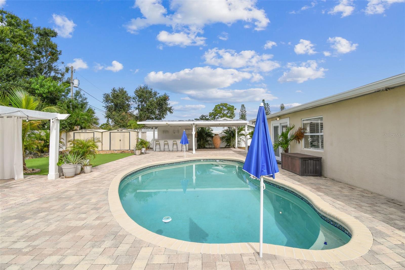 Image 45 of 66 For 2580 Granada Circle W