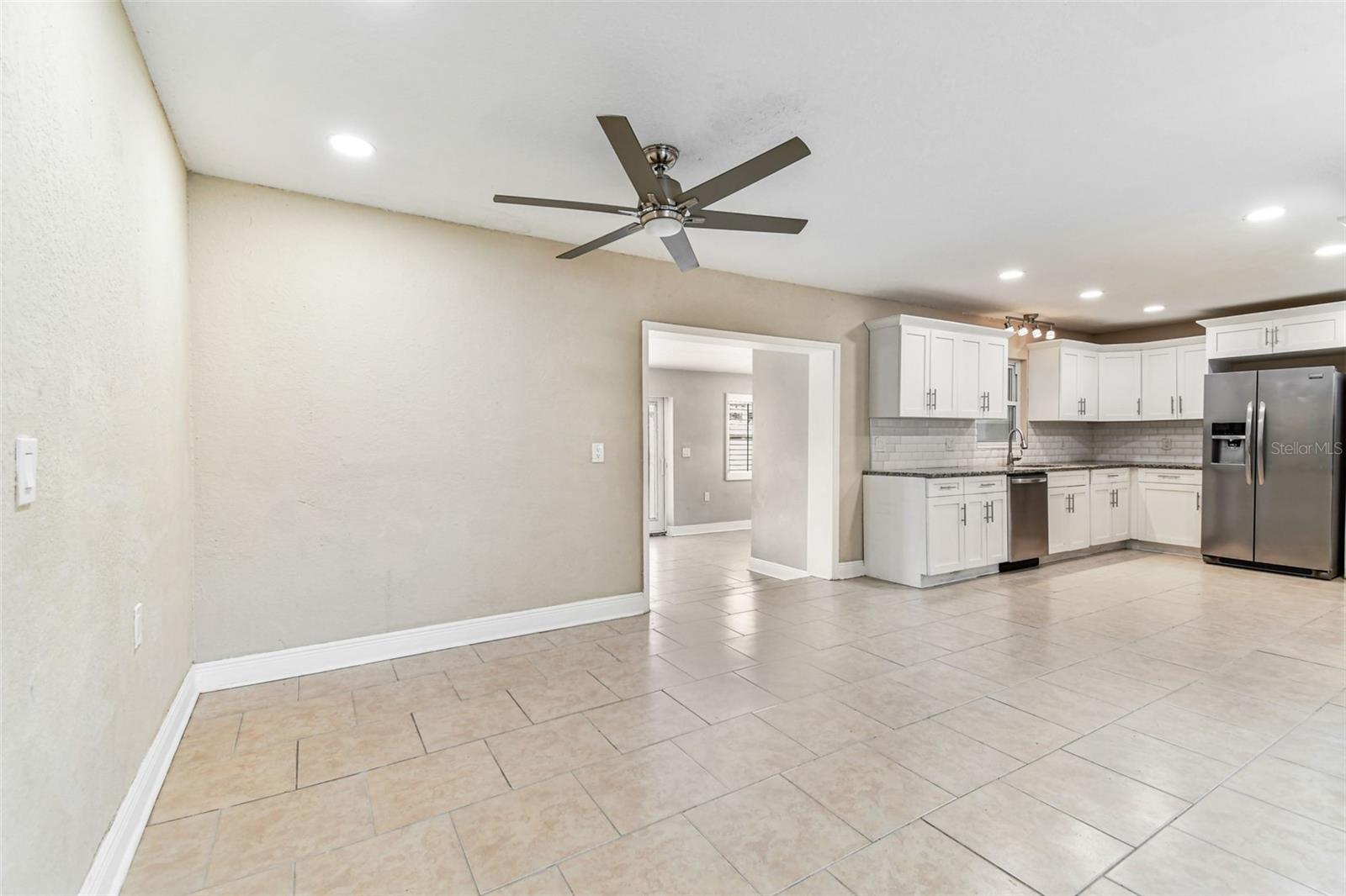 Image 9 of 66 For 2580 Granada Circle W