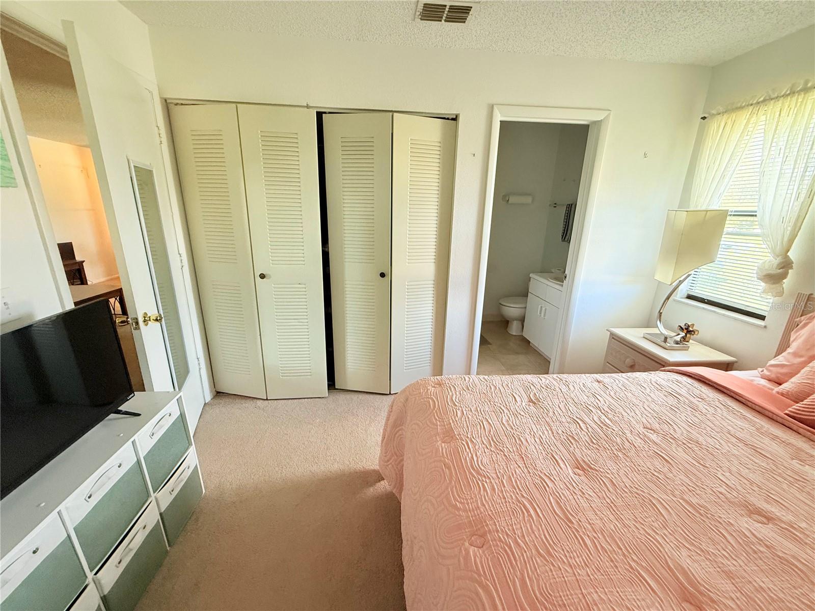 Image 14 of 26 For 3001 58th Avenue S 1002