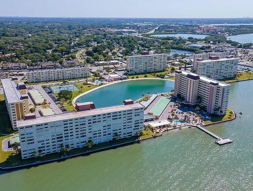 Details for 4525 Cove Circle 304, ST PETERSBURG, FL 33708