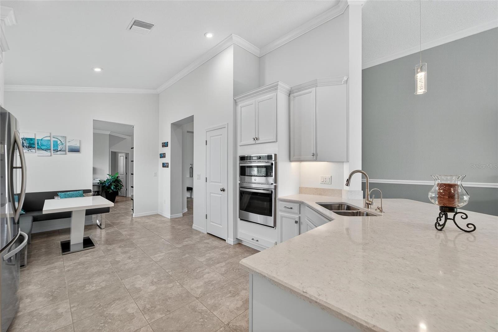 Image 10 of 41 For 5205 Los Robles Court