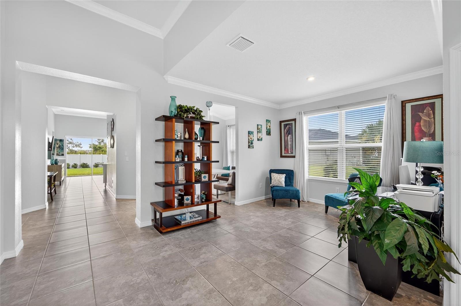 Image 14 of 41 For 5205 Los Robles Court