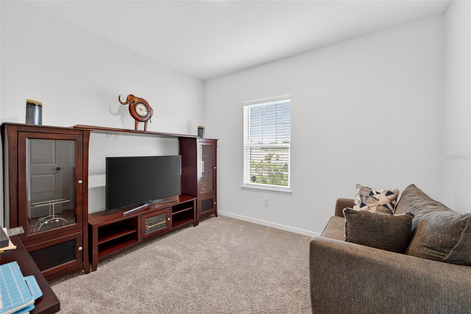 Image 16 of 41 For 5205 Los Robles Court