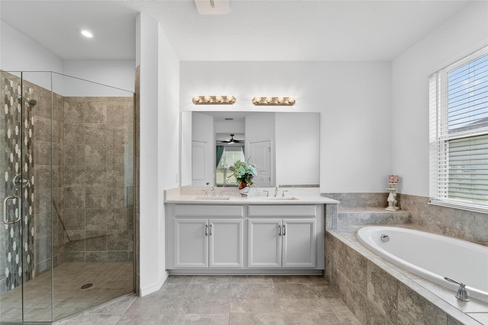 Image 18 of 41 For 5205 Los Robles Court