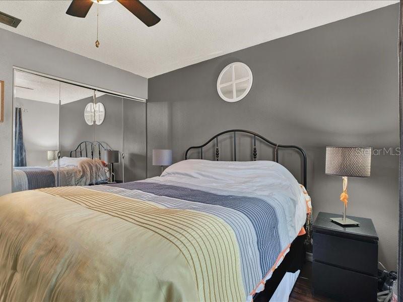 Image 20 of 33 For 631 Stillview Circle