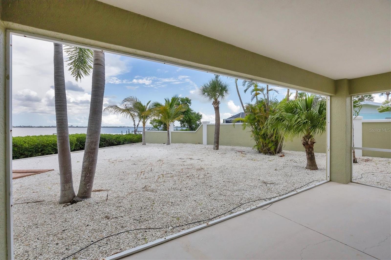 Image 50 of 87 For 4111 Beach Road