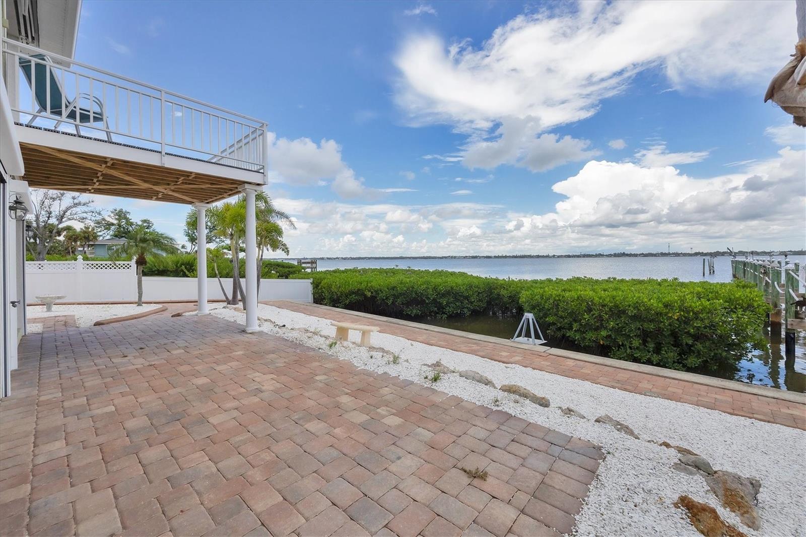 Image 52 of 87 For 4111 Beach Road