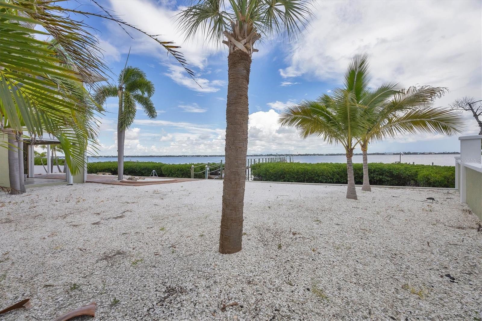 Image 53 of 87 For 4111 Beach Road