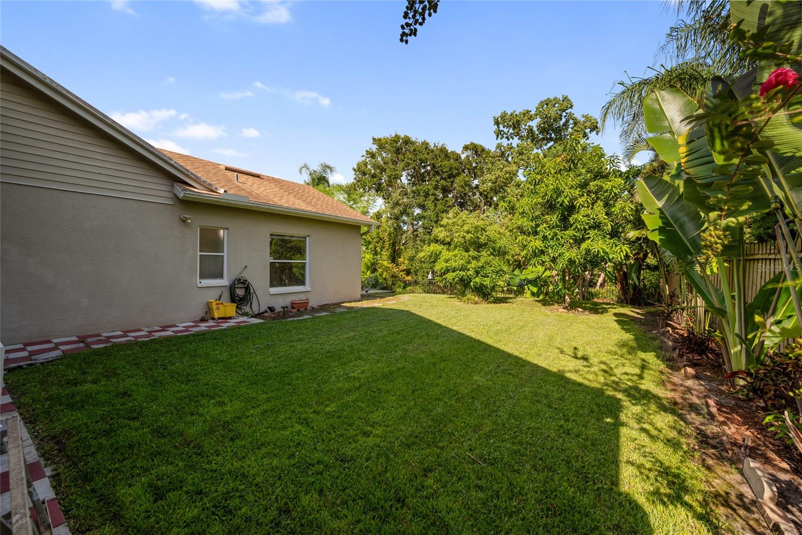 Image 43 of 52 For 10028 Oasis Palm Dr