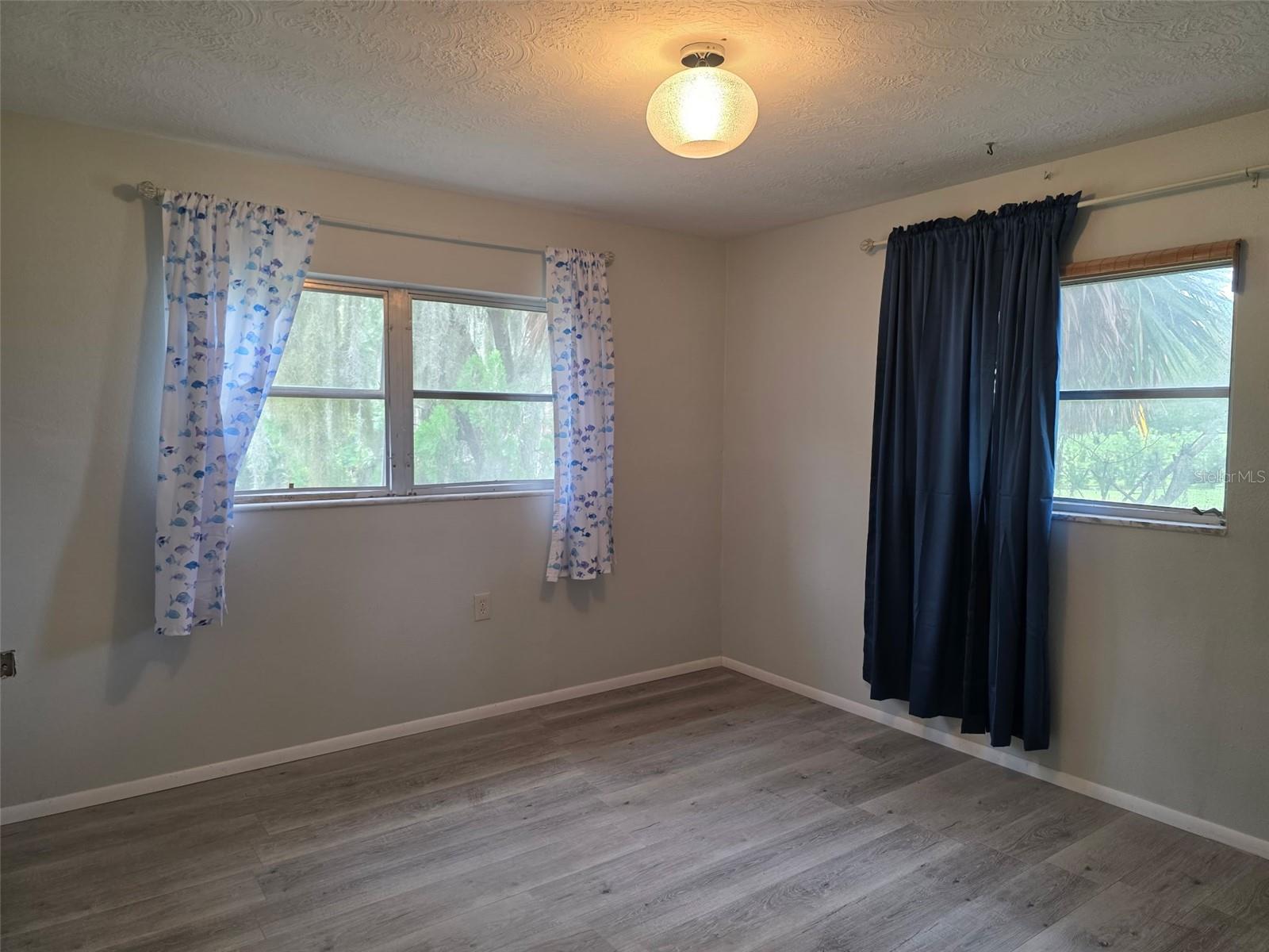 Image 15 of 17 For 5604 Essex Way