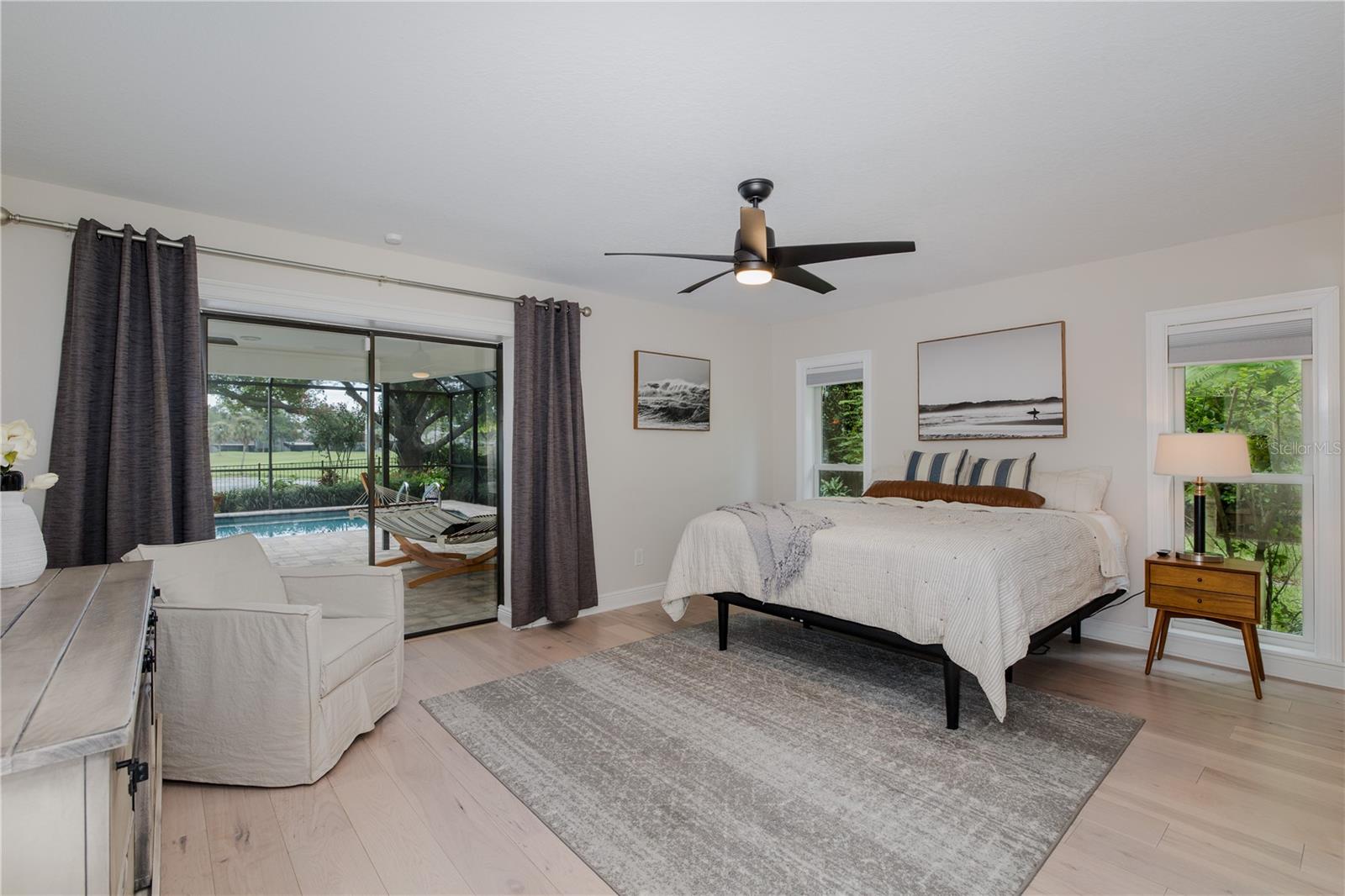 Image 18 of 77 For 3139 Hyde Park Drive