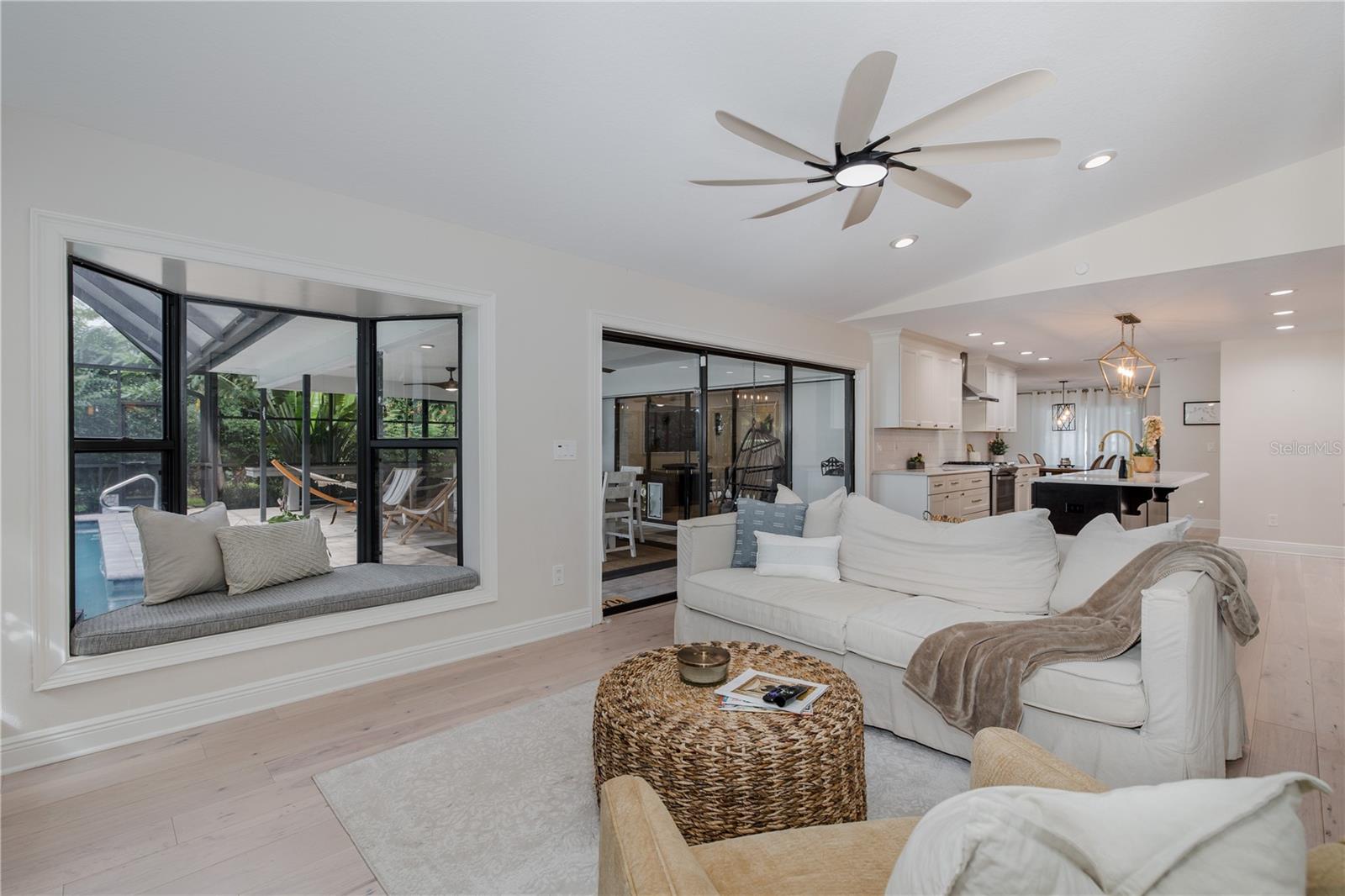 Image 34 of 77 For 3139 Hyde Park Drive