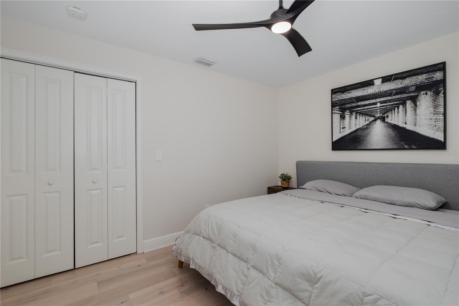 Image 37 of 77 For 3139 Hyde Park Drive