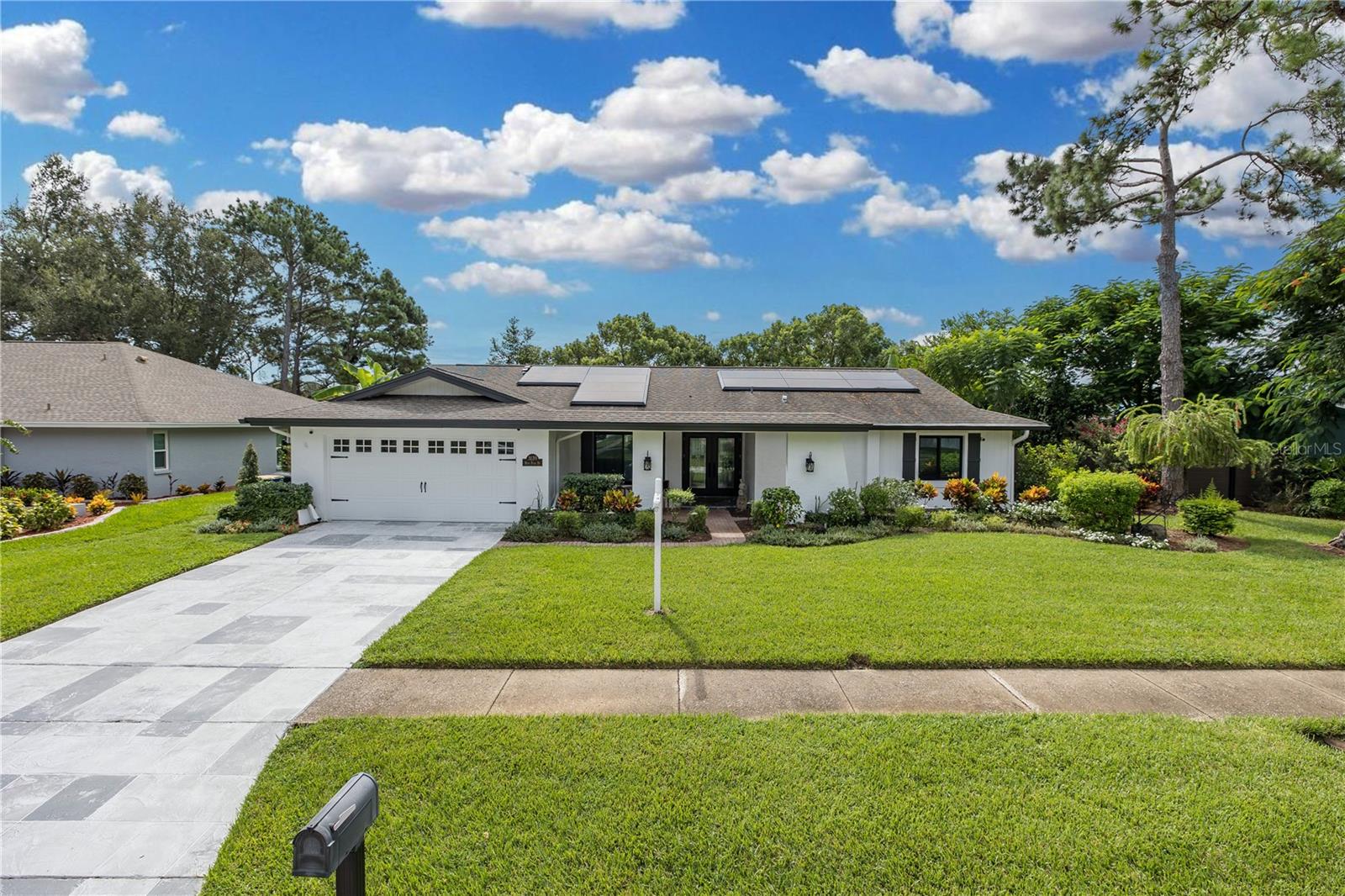 Image 4 of 77 For 3139 Hyde Park Drive