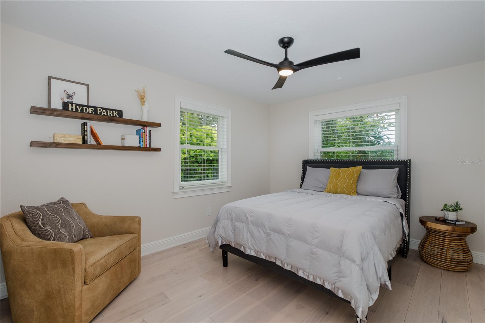 Image 41 of 77 For 3139 Hyde Park Drive
