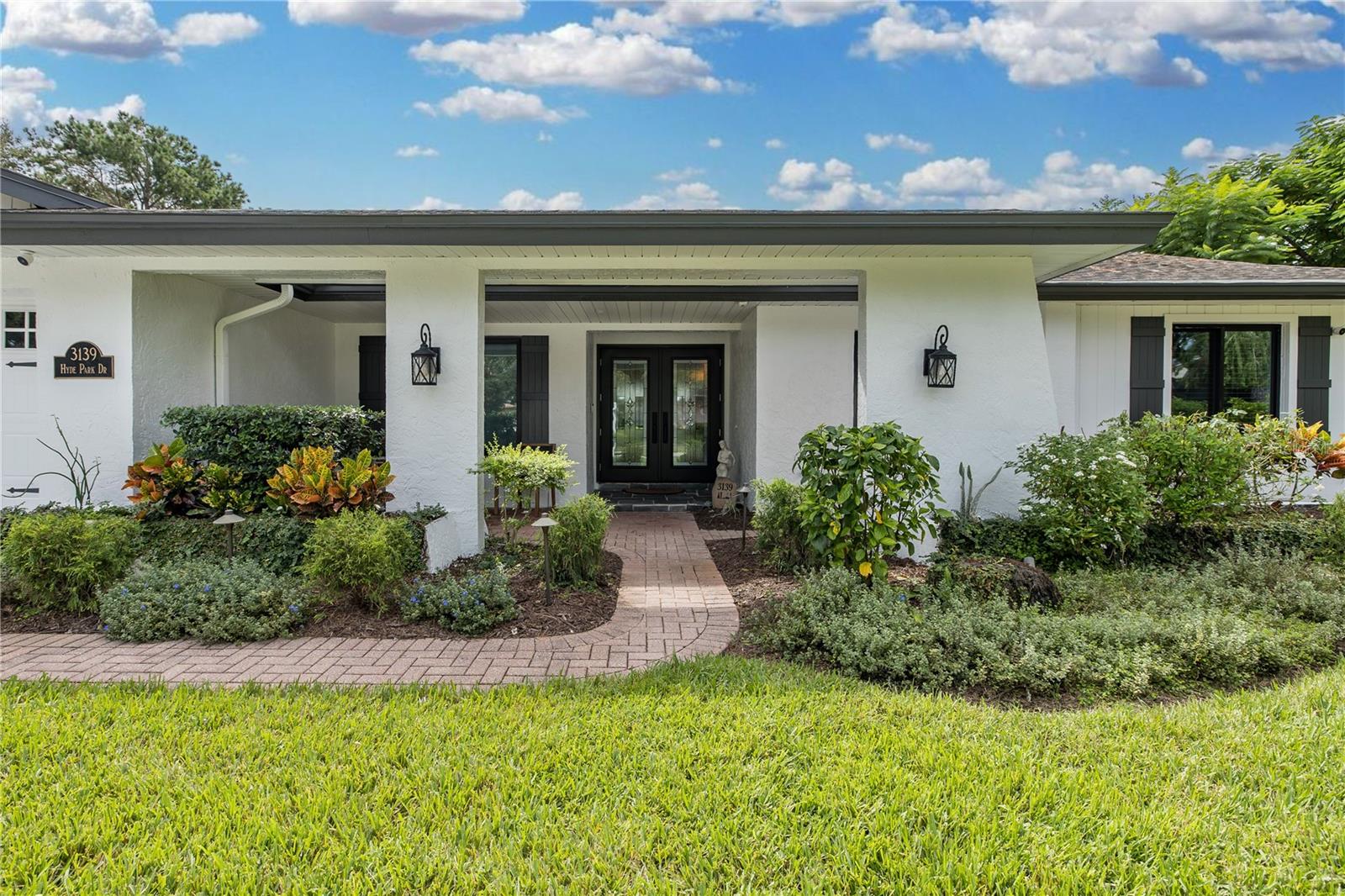 Image 6 of 77 For 3139 Hyde Park Drive