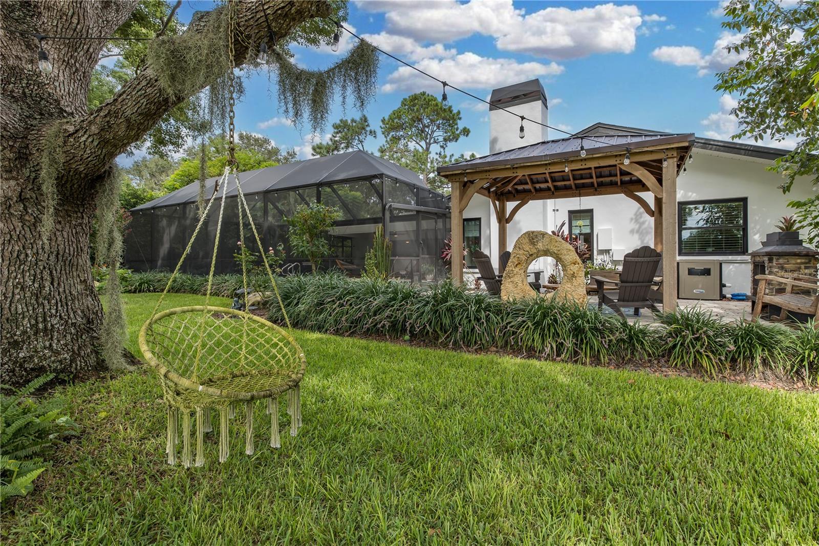 Image 61 of 77 For 3139 Hyde Park Drive