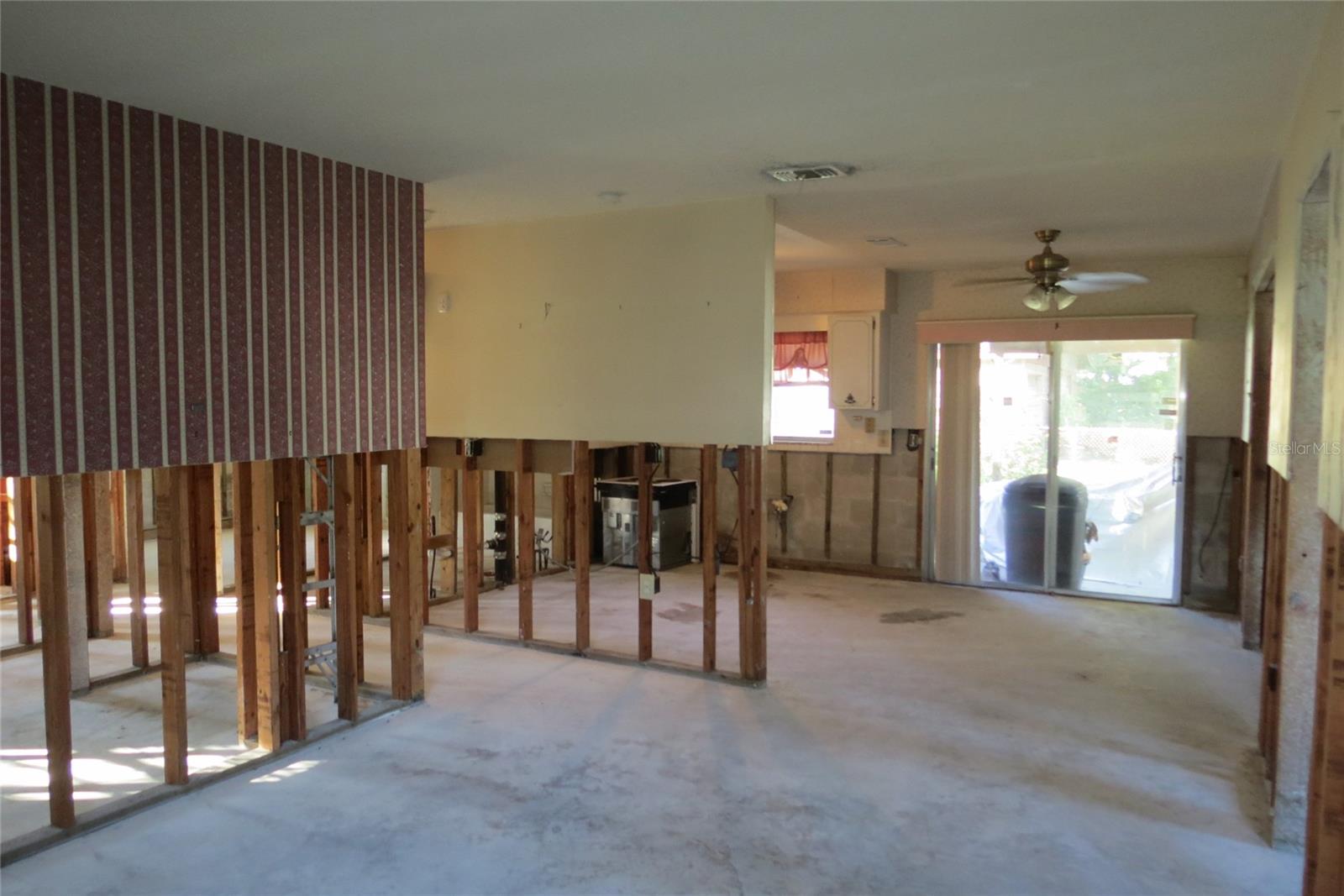 Image 12 of 33 For 2811 Pearl Avenue